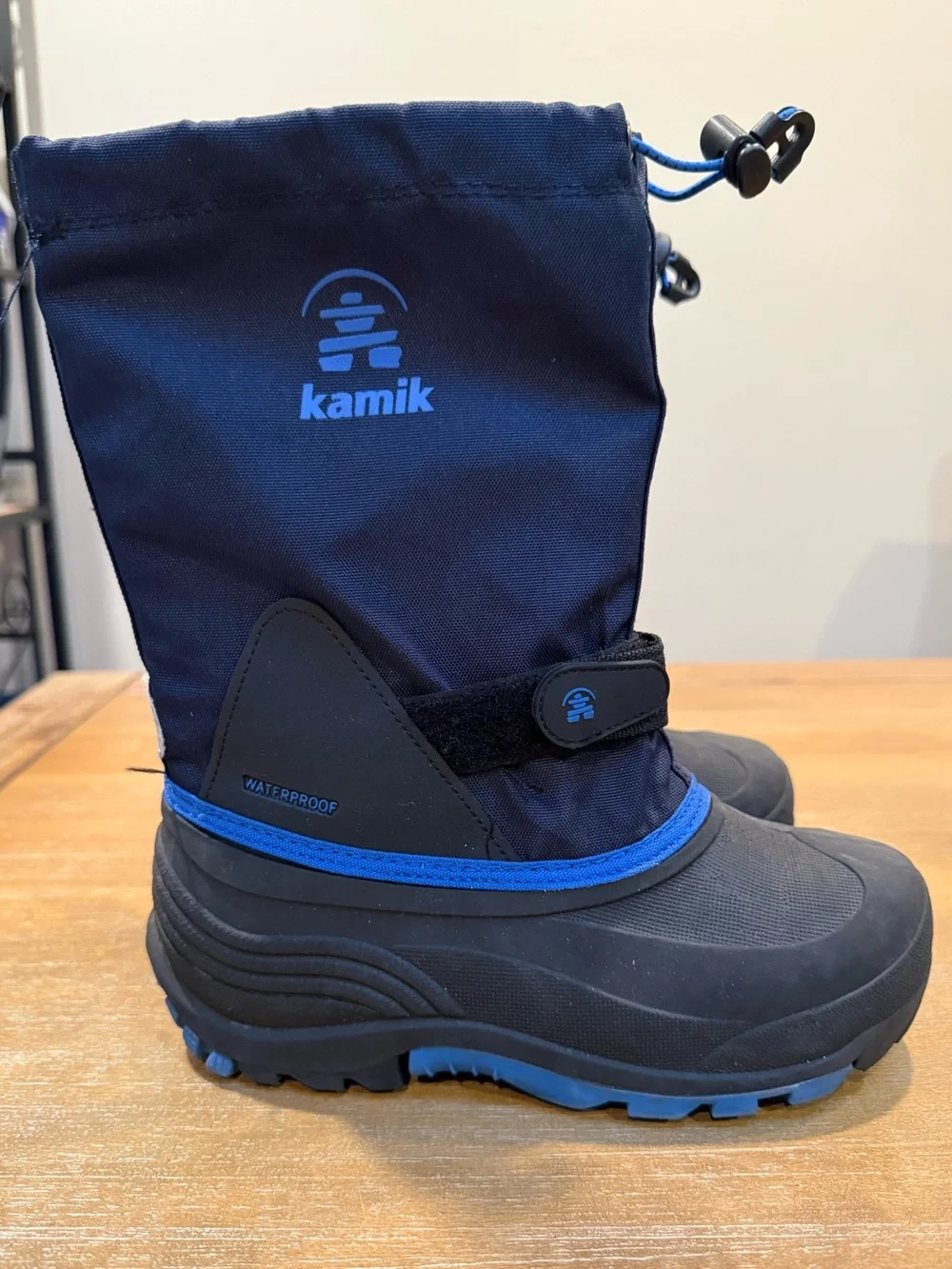 Kamik Youth Waterbug 5 Winter Snow Boot Waterproof Black Blue Size 4